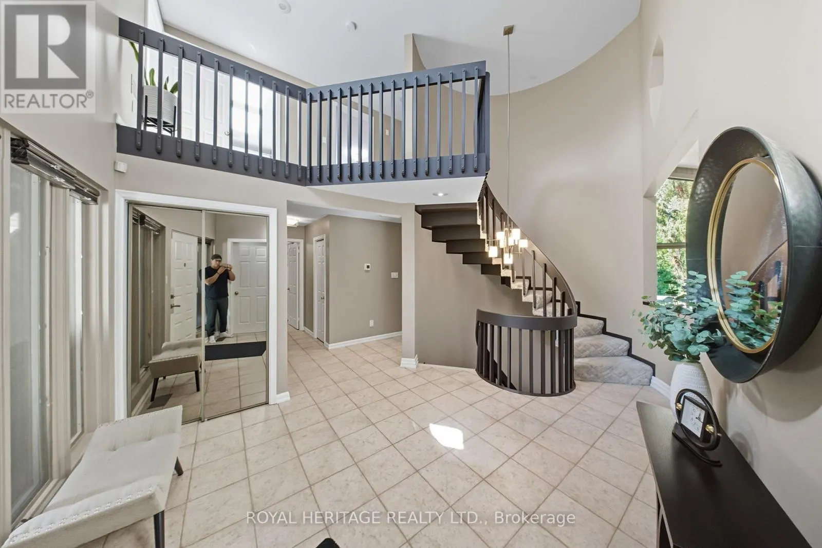 1014 TIFFANY CIRCLE