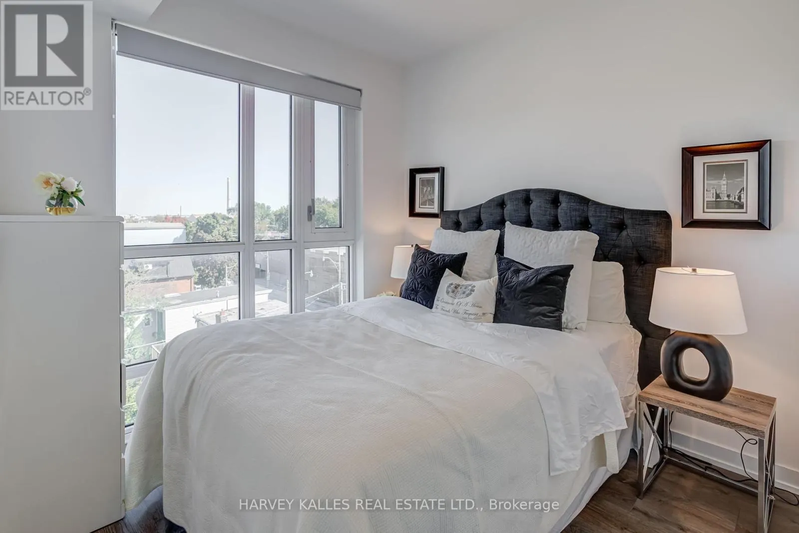 541 - 150 LOGAN AVENUE