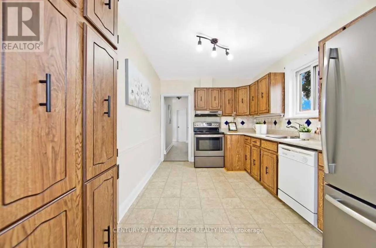 UPPER - 26 SCOTSWOOD ROAD