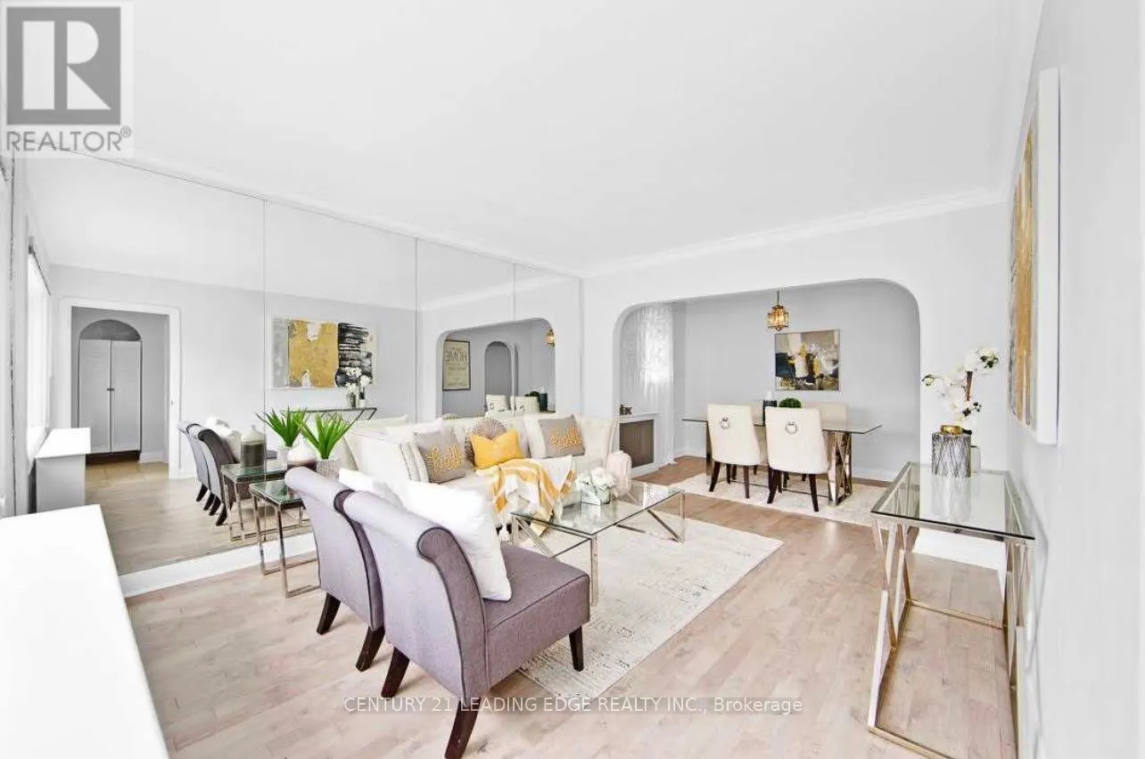 UPPER - 26 SCOTSWOOD ROAD