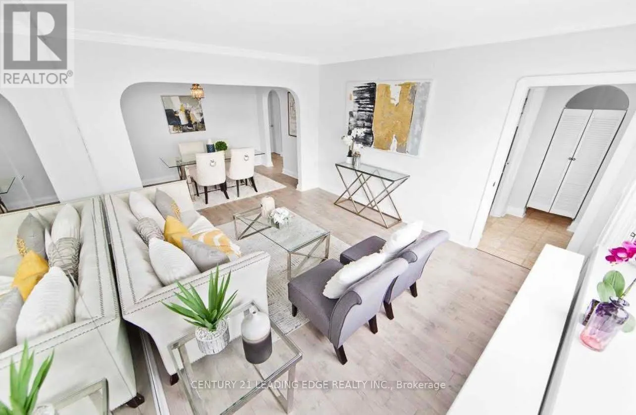 UPPER - 26 SCOTSWOOD ROAD