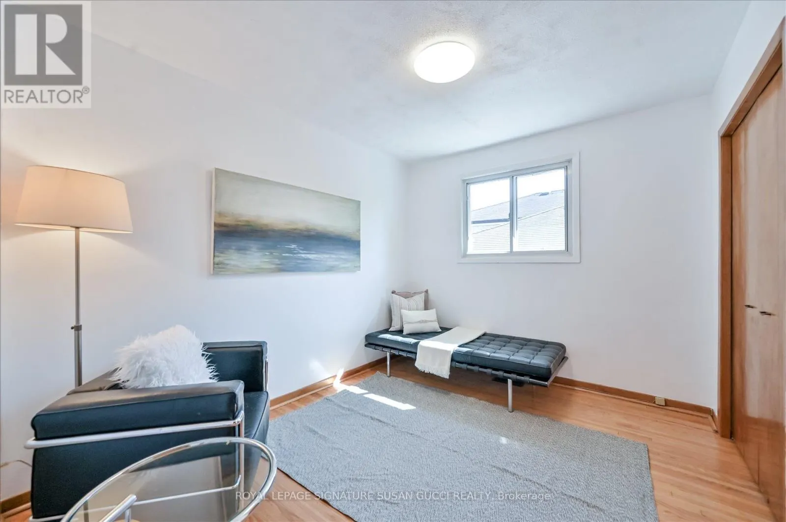 16 MUNFORD CRESCENT