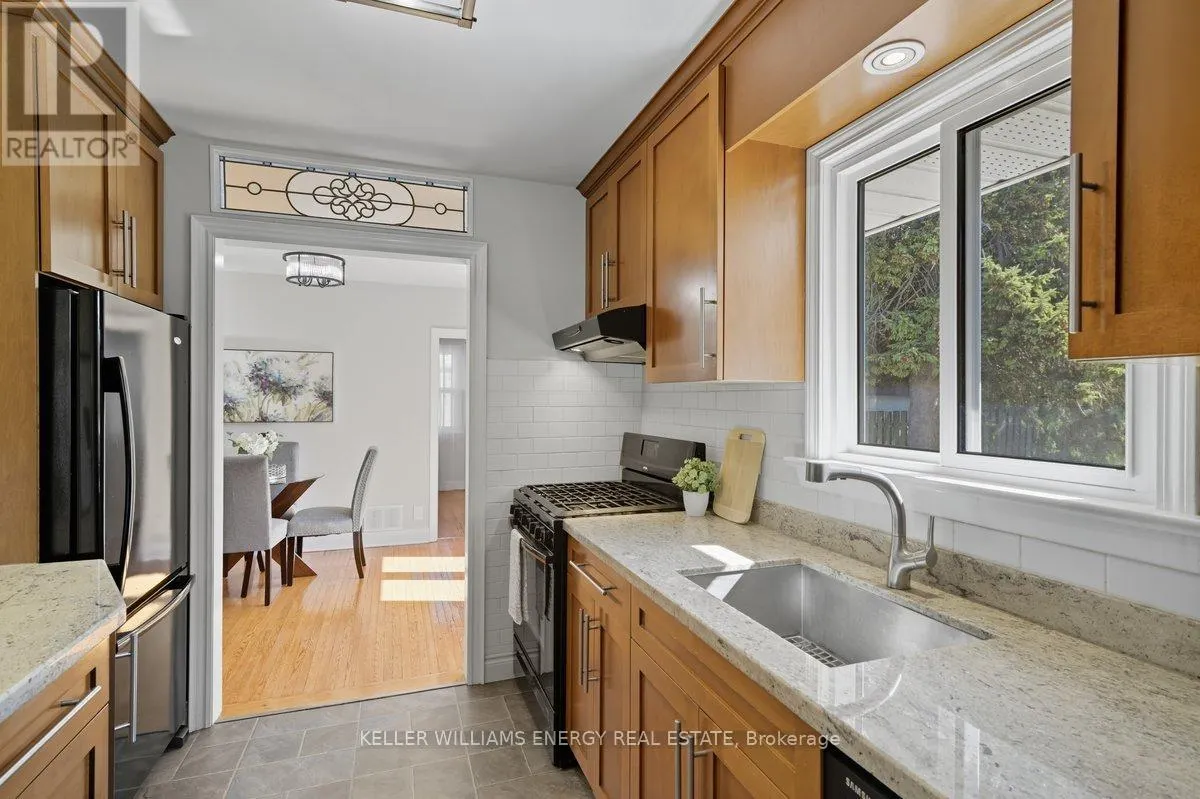233 GREENWOOD AVENUE