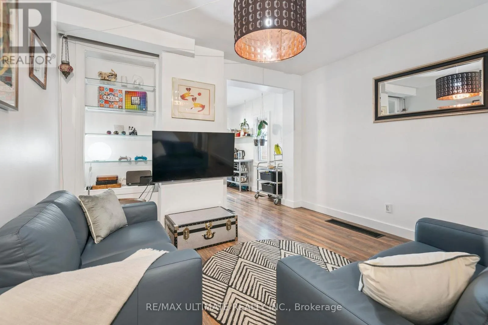 315 CEDARVALE AVENUE