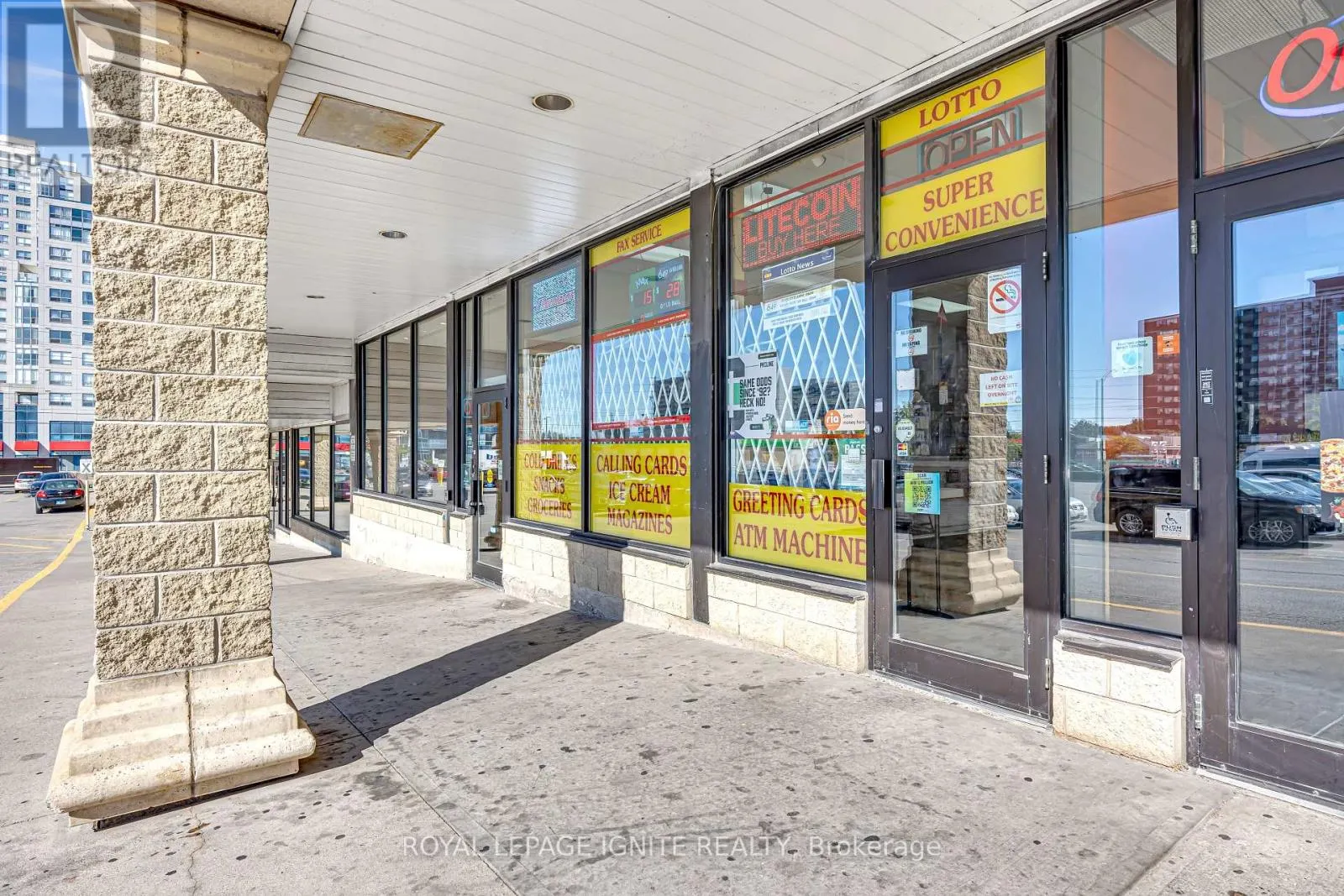 8 - 2650 LAWRENCE AVENUE E