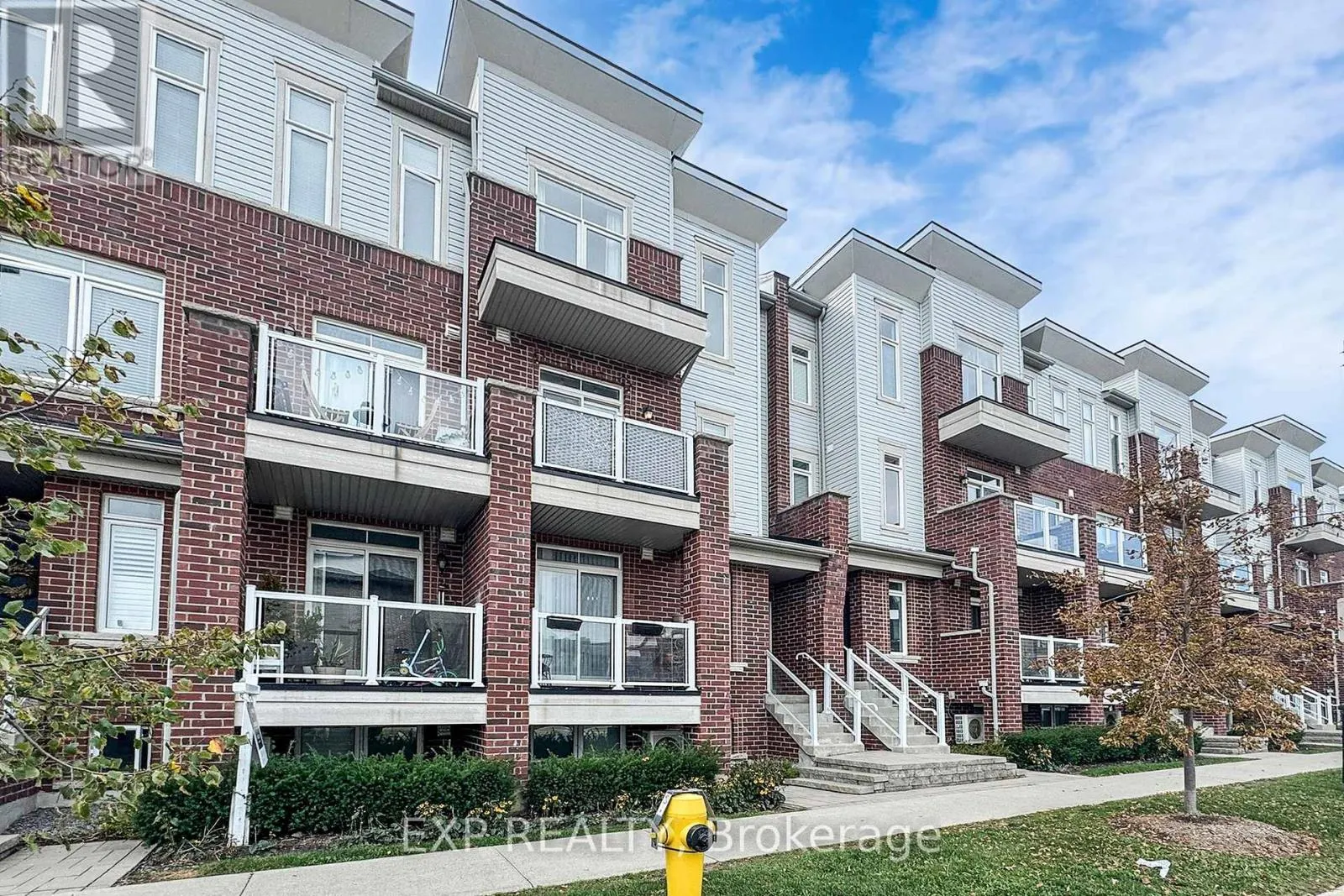 94 - 2584 WILLIAM JACKSON DRIVE