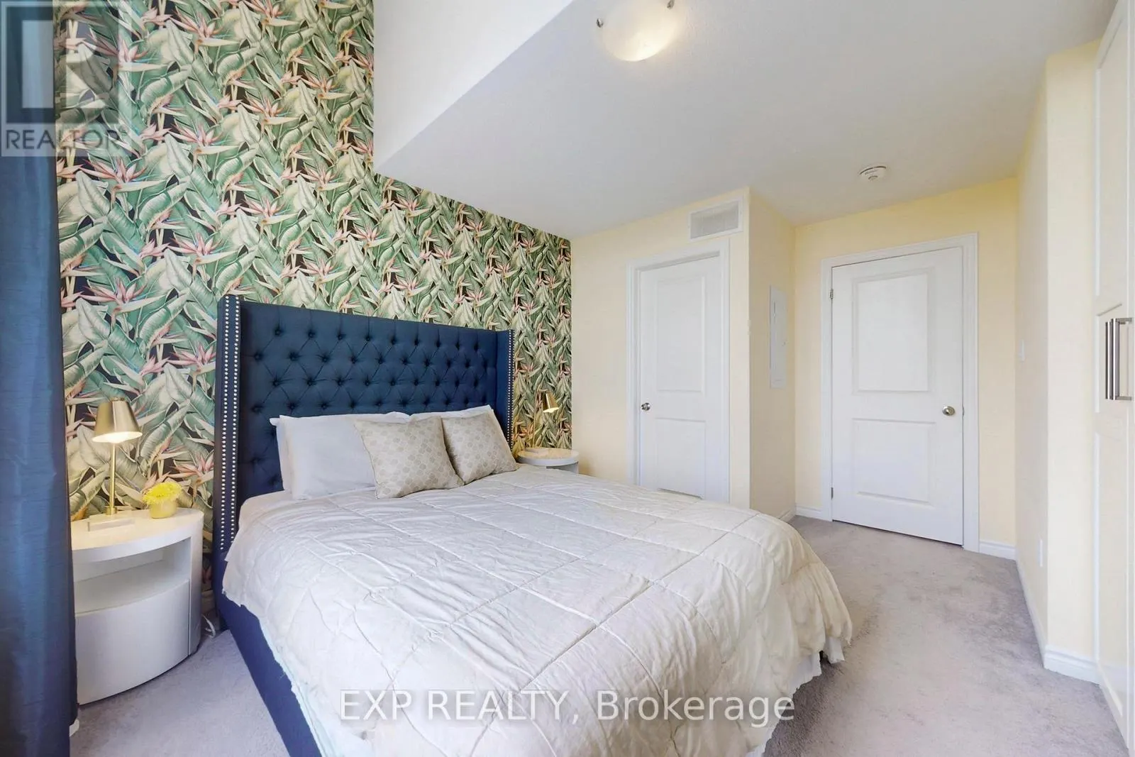 94 - 2584 WILLIAM JACKSON DRIVE