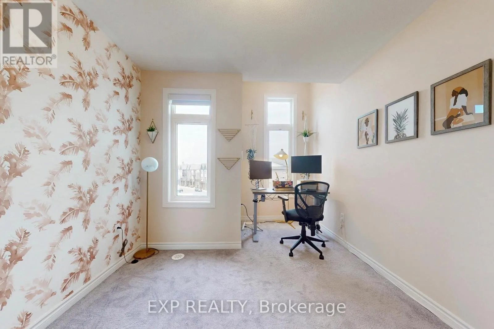 94 - 2584 WILLIAM JACKSON DRIVE