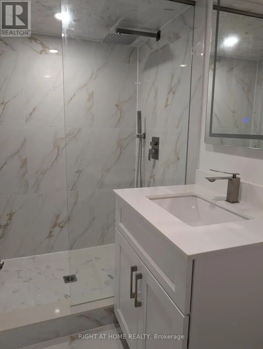 UNIT 1 - 251 MEADOW ROAD