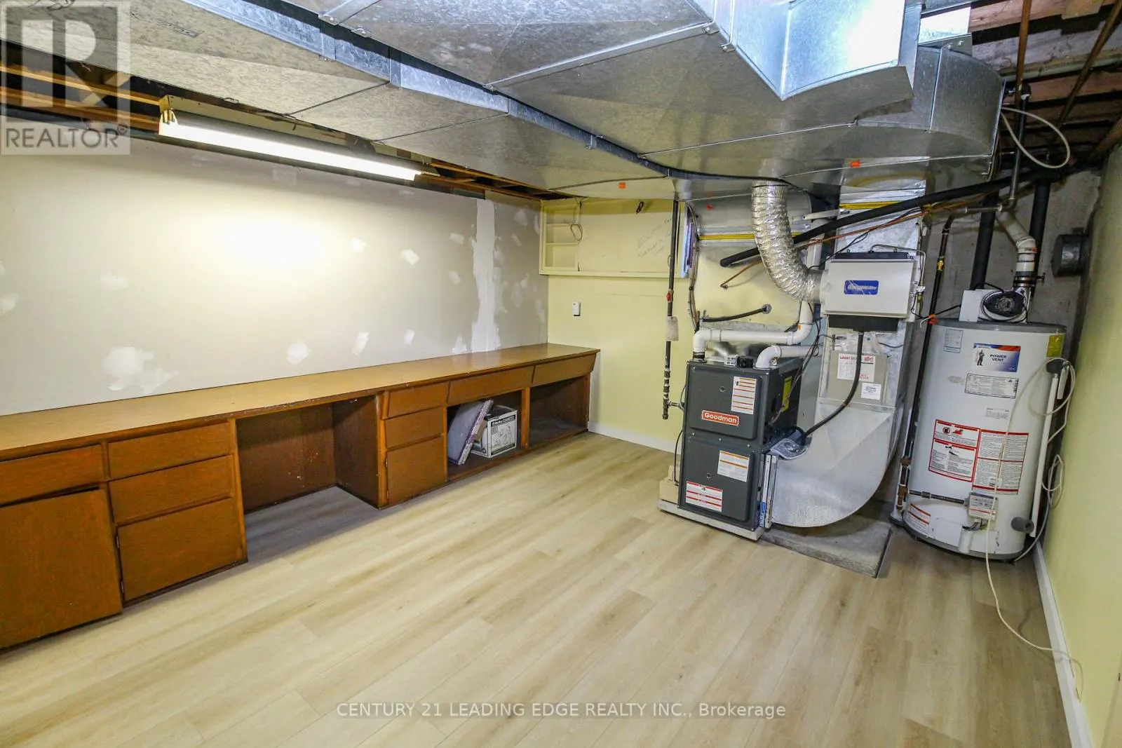121 NORTHVIEW AVENUE