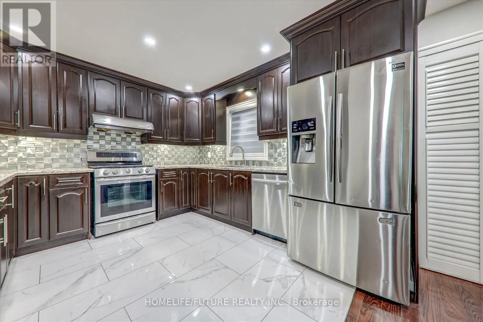 83 OLD FINCH AVENUE