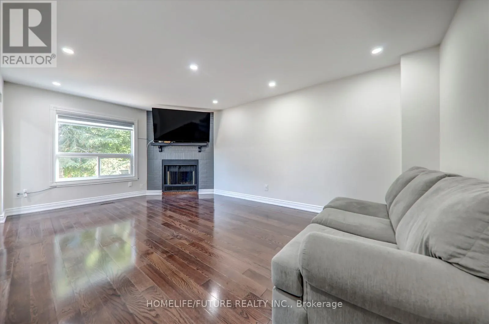 83 OLD FINCH AVENUE