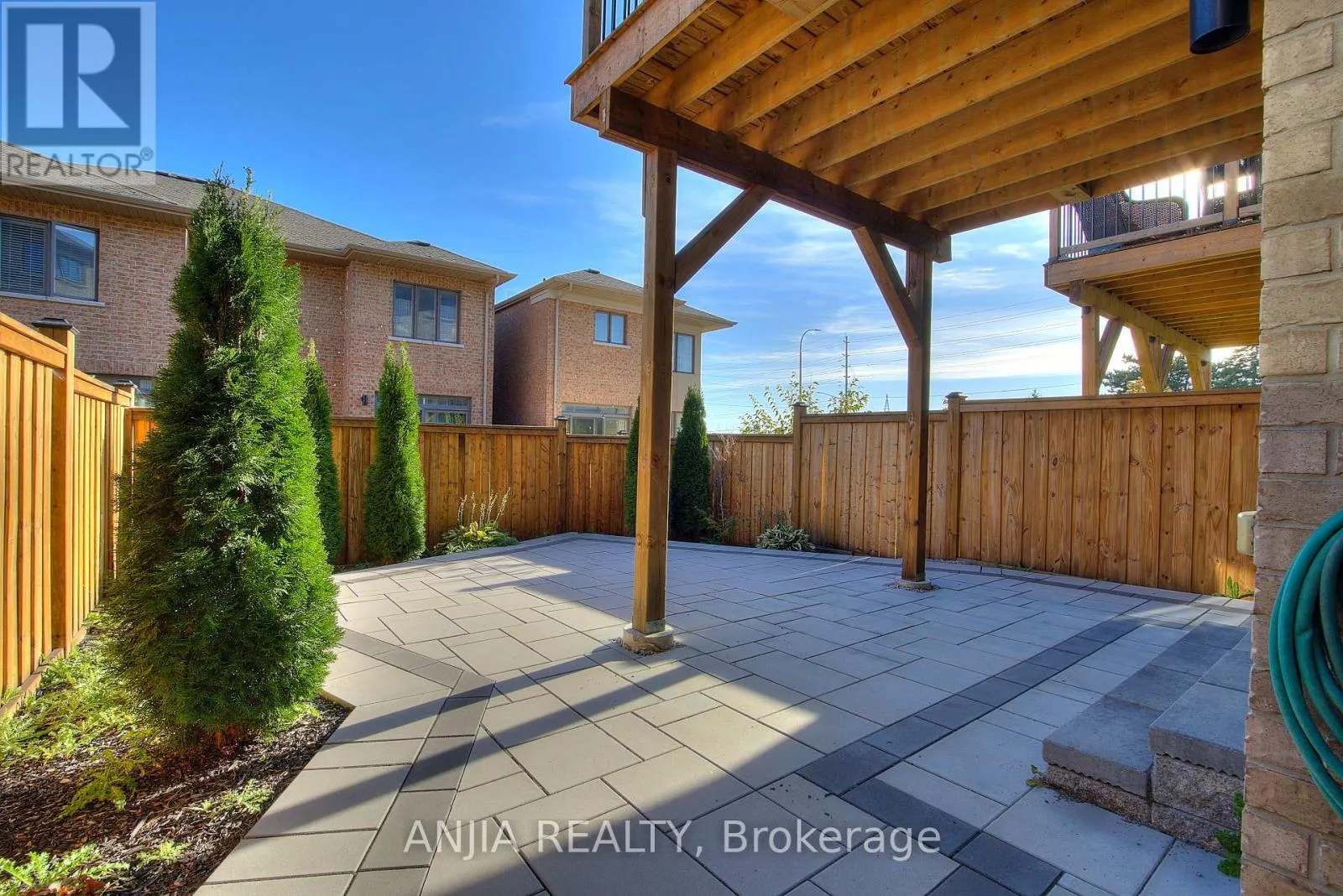 93 BARRISTER AVENUE