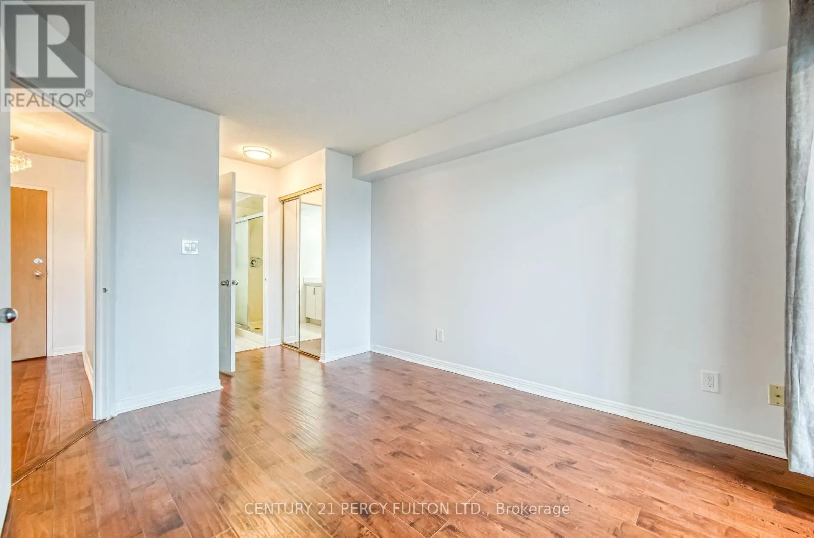 710 - 711 ROSSLAND ROAD NW