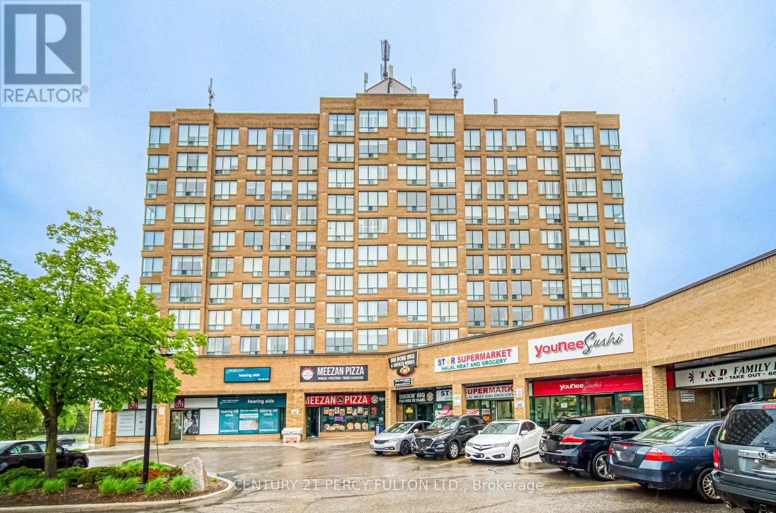 710 - 711 ROSSLAND ROAD NW