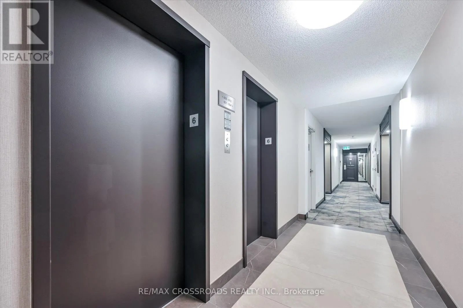 604 - 275 BAMBURGH CIRCLE