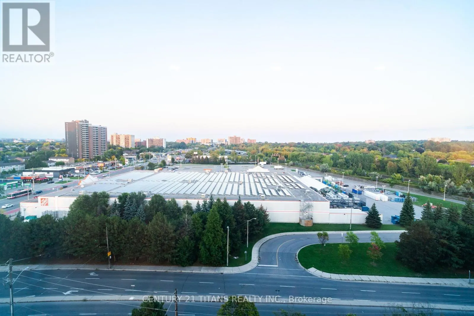 1206 - 330 MCCOWAN ROAD