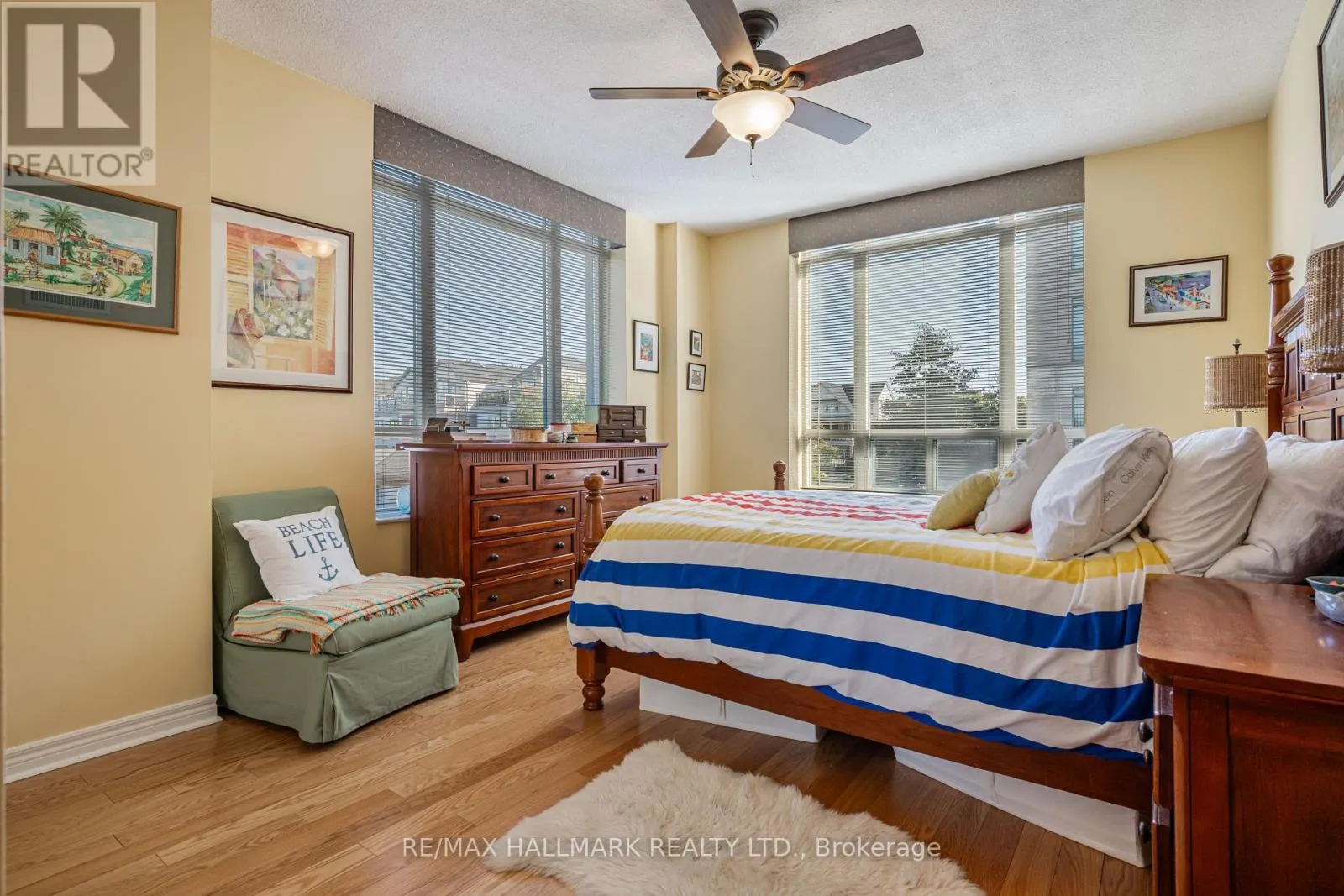222 - 35 BOARDWALK DRIVE