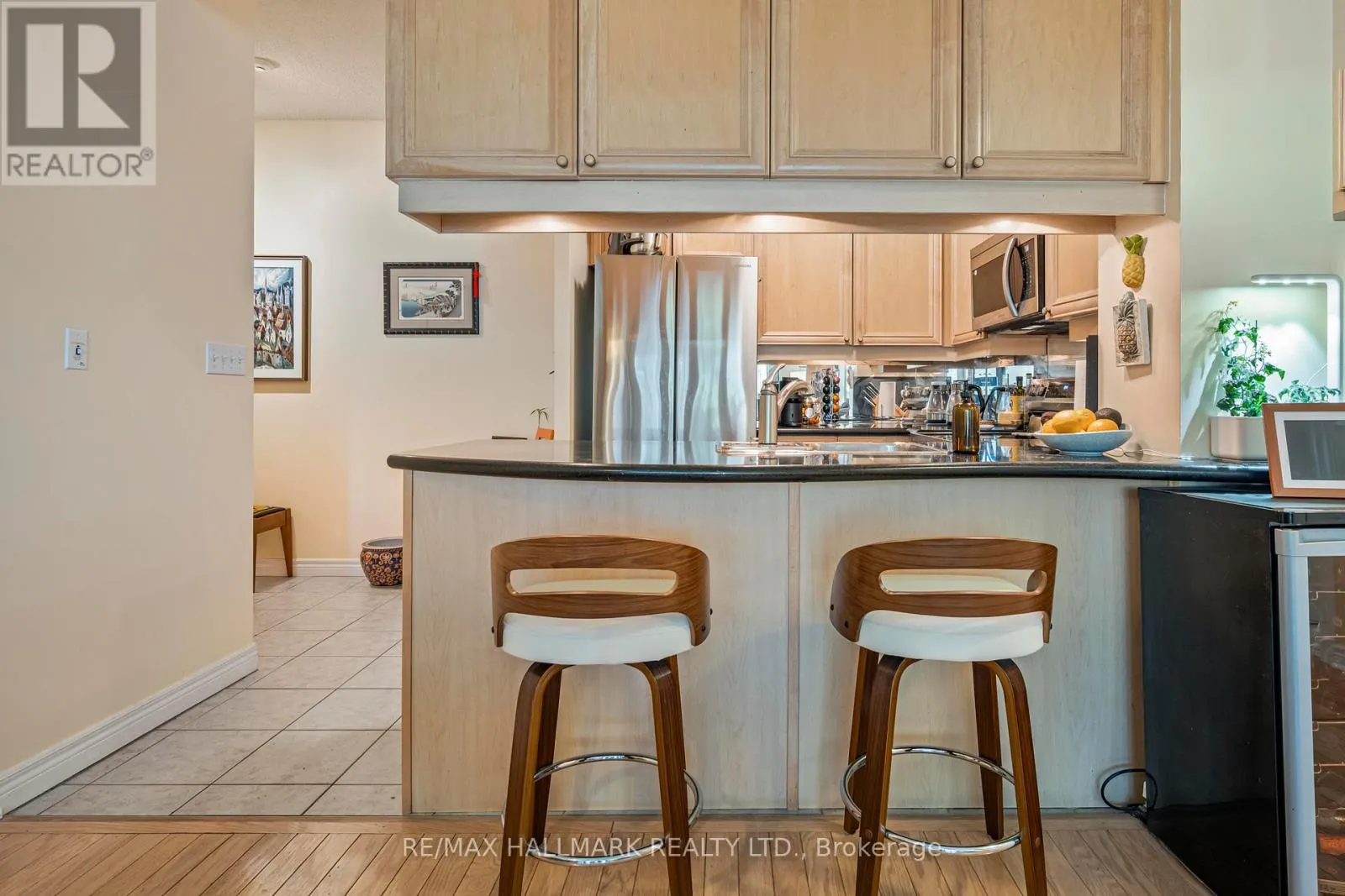 222 - 35 BOARDWALK DRIVE