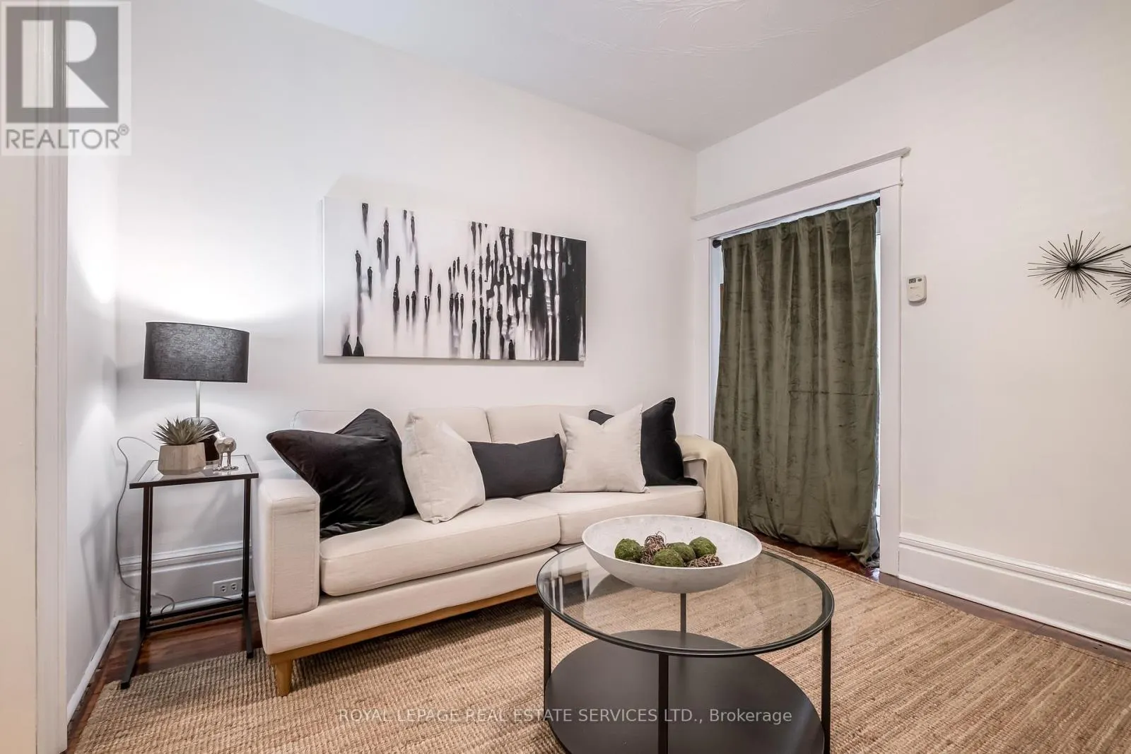 65 DRAYTON AVENUE