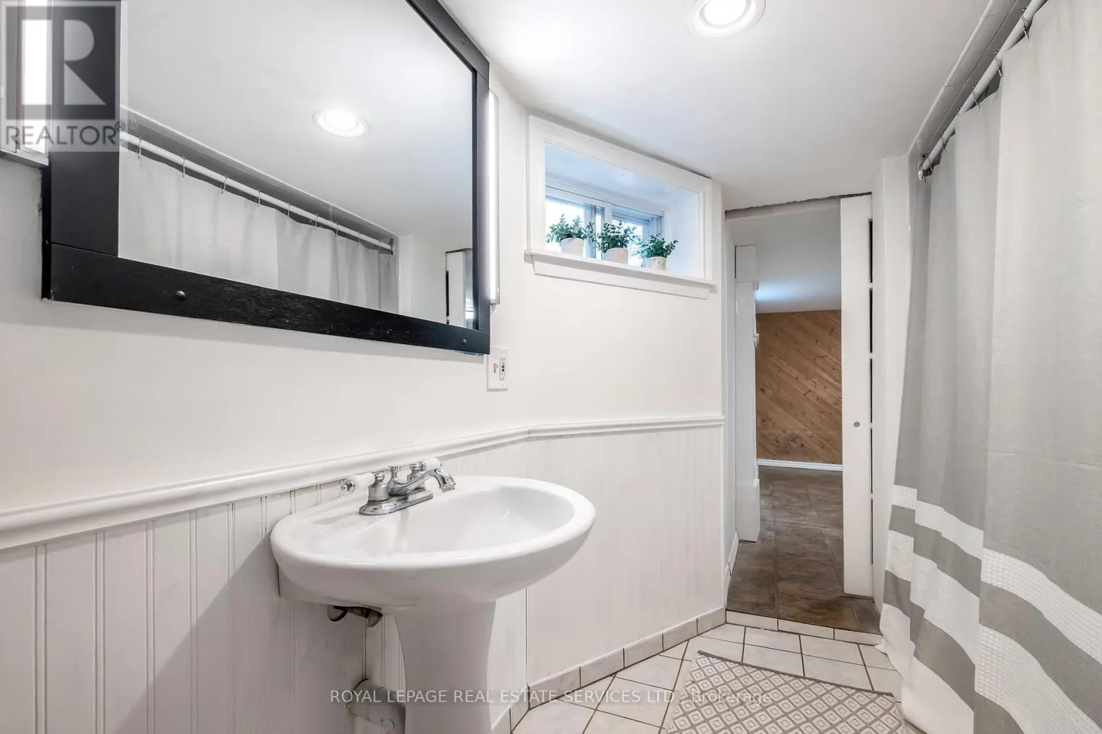 65 DRAYTON AVENUE