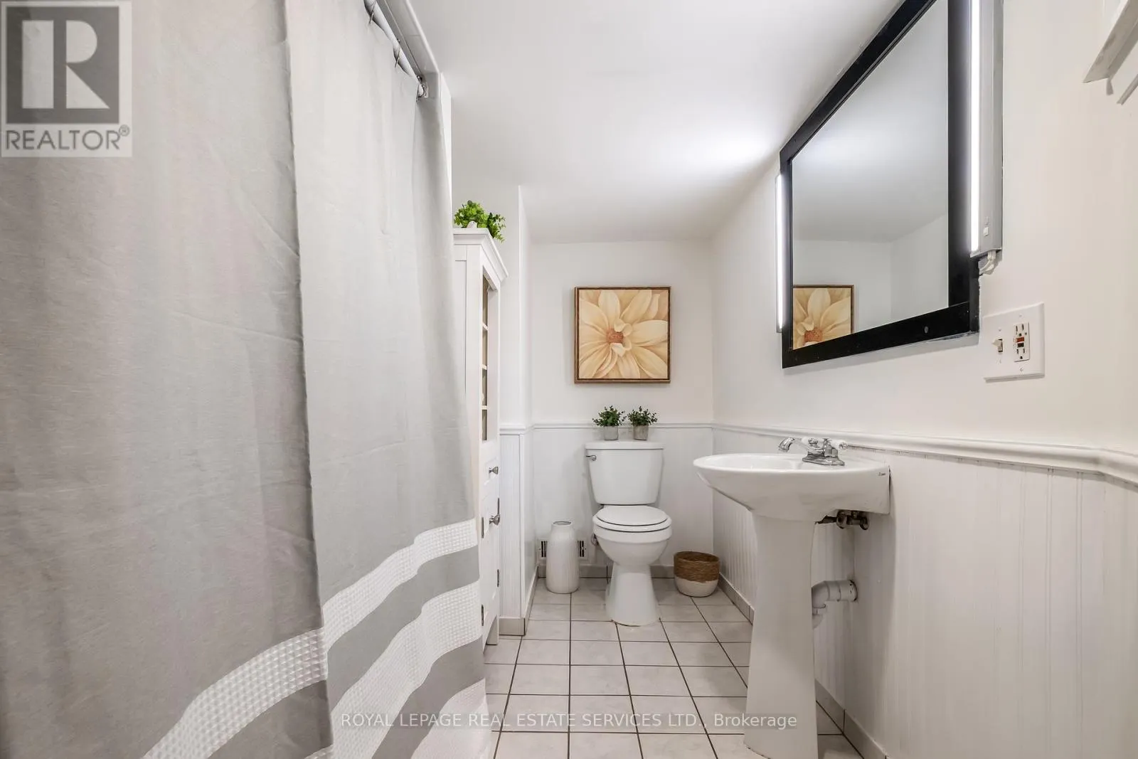 65 DRAYTON AVENUE