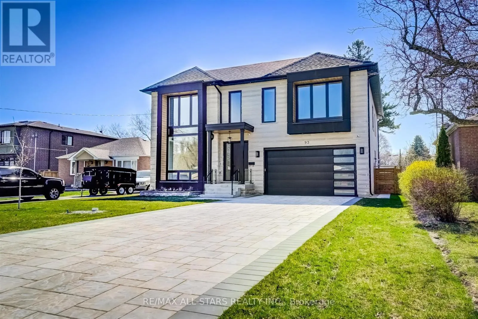 93 CREE AVENUE