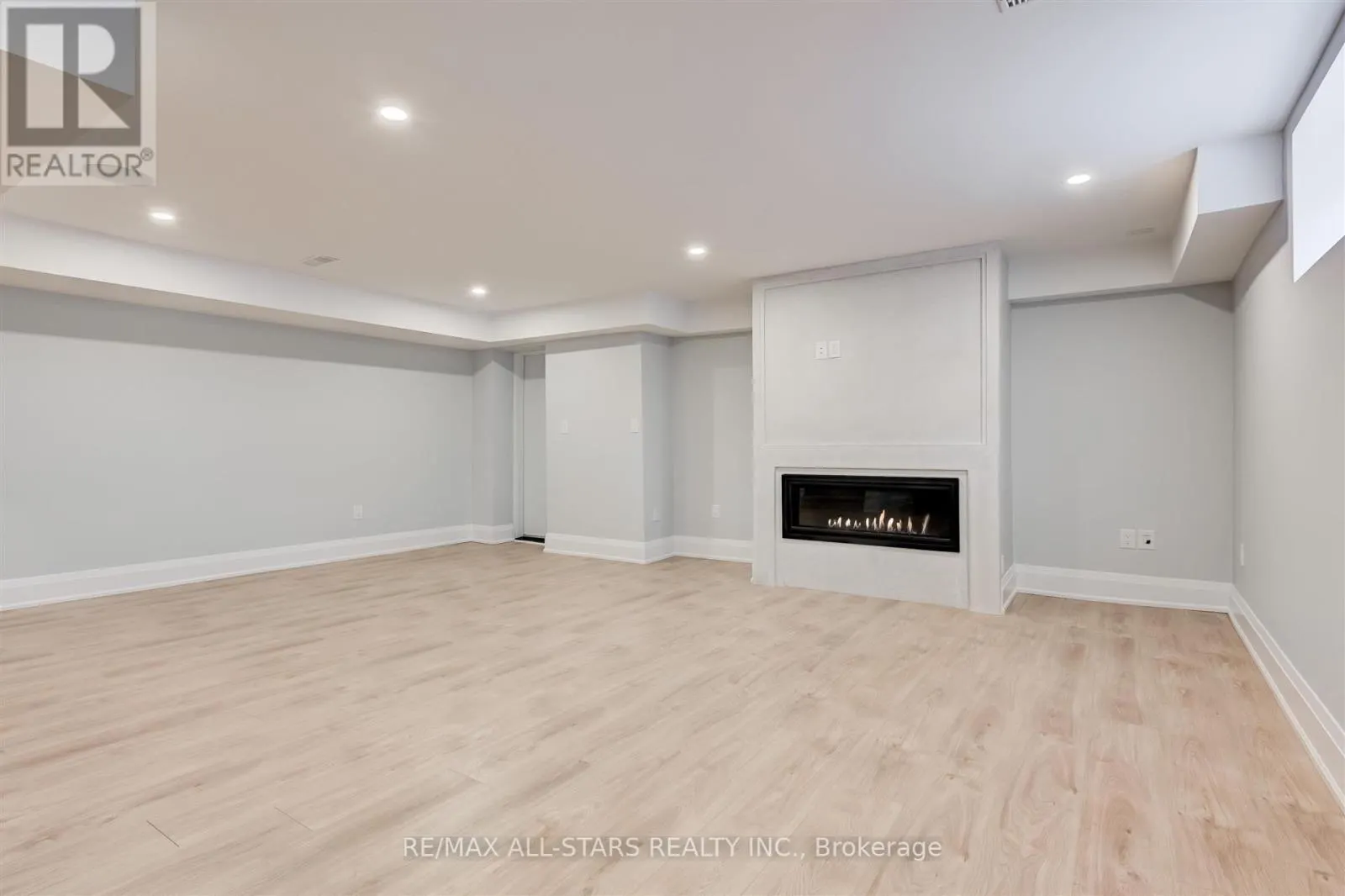 93 CREE AVENUE