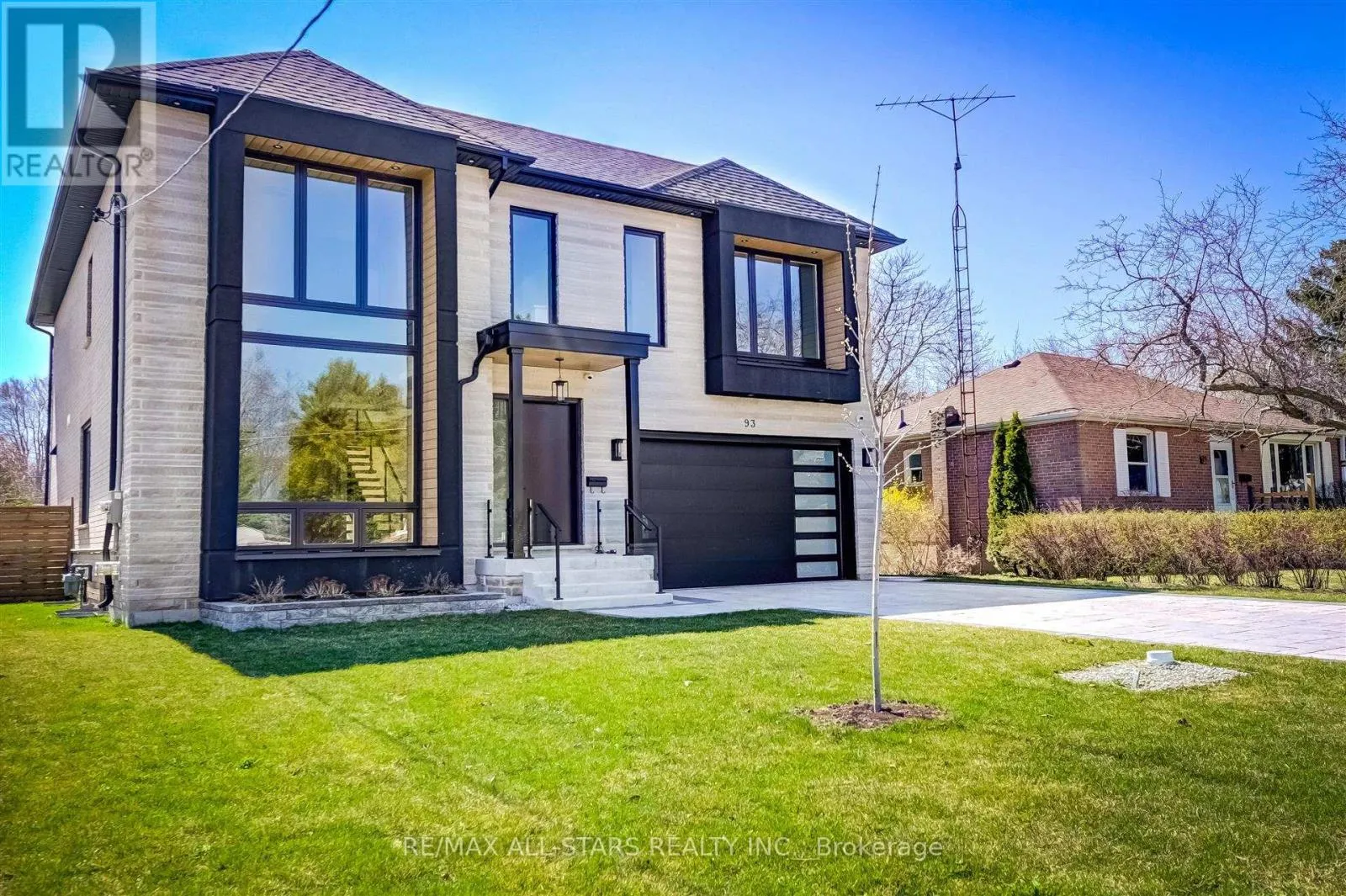 93 CREE AVENUE