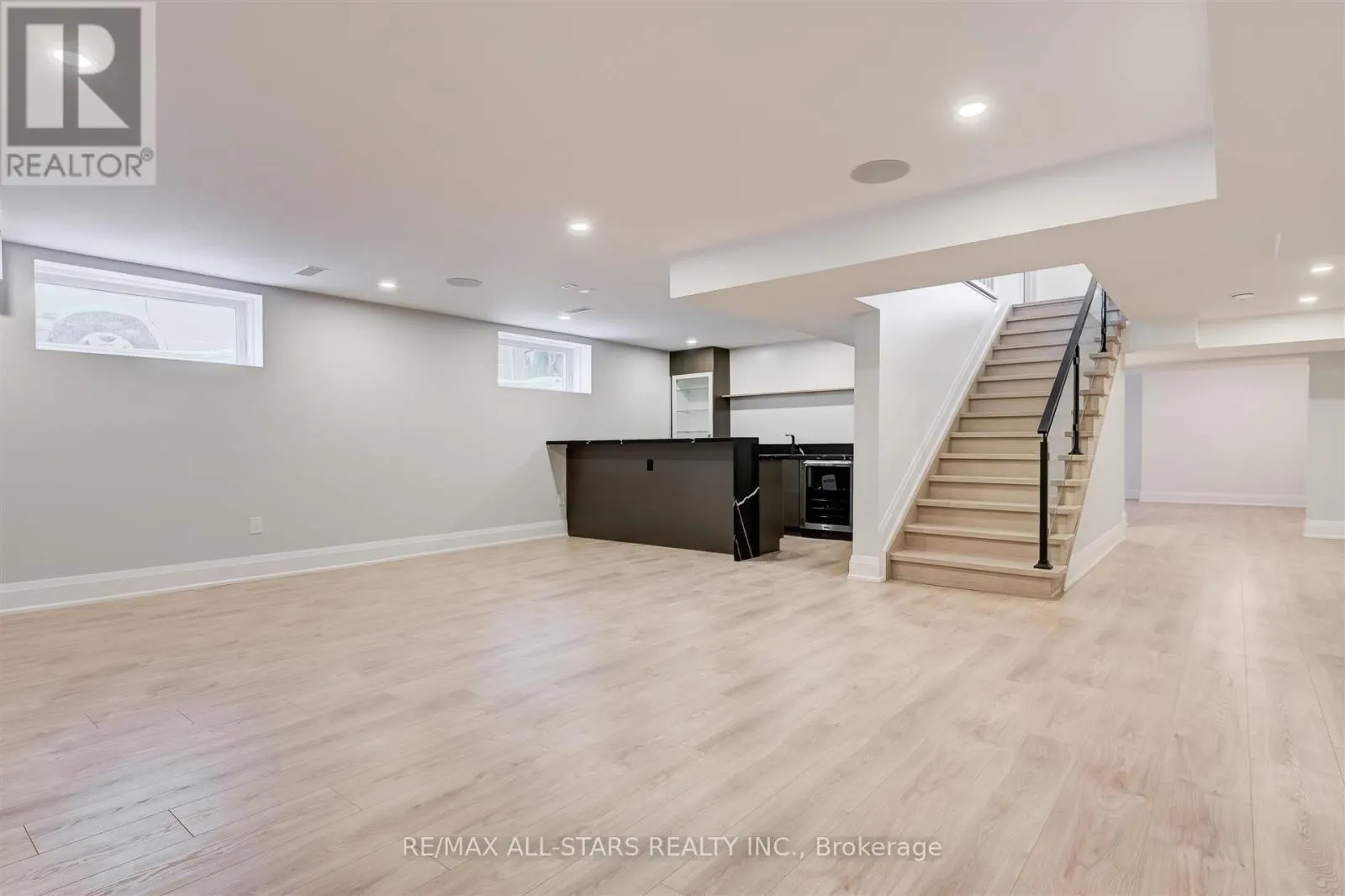 93 CREE AVENUE
