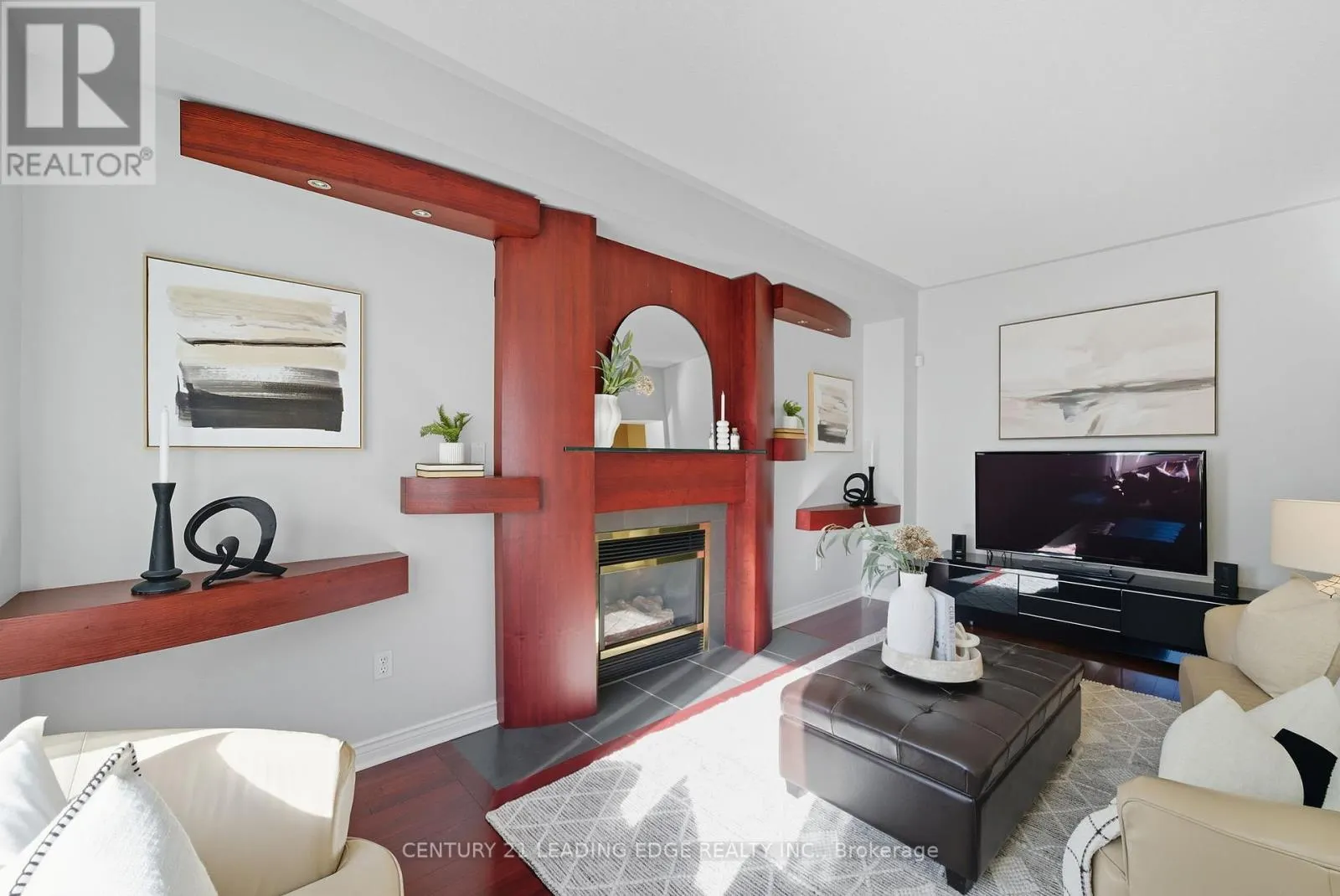 2308 ABBOTT CRESCENT