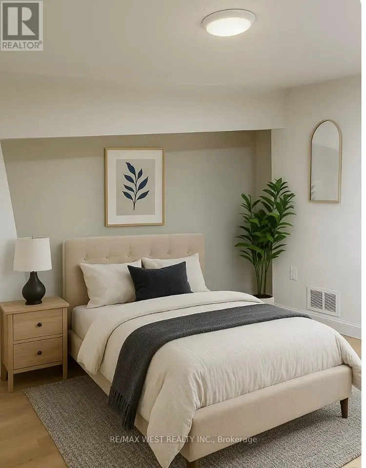 LOWER UNIT - 531 WOODBINE AVENUE