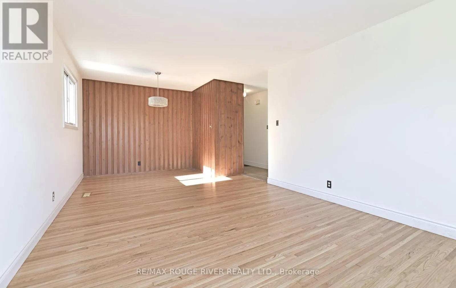 710 KINGFISHER DRIVE