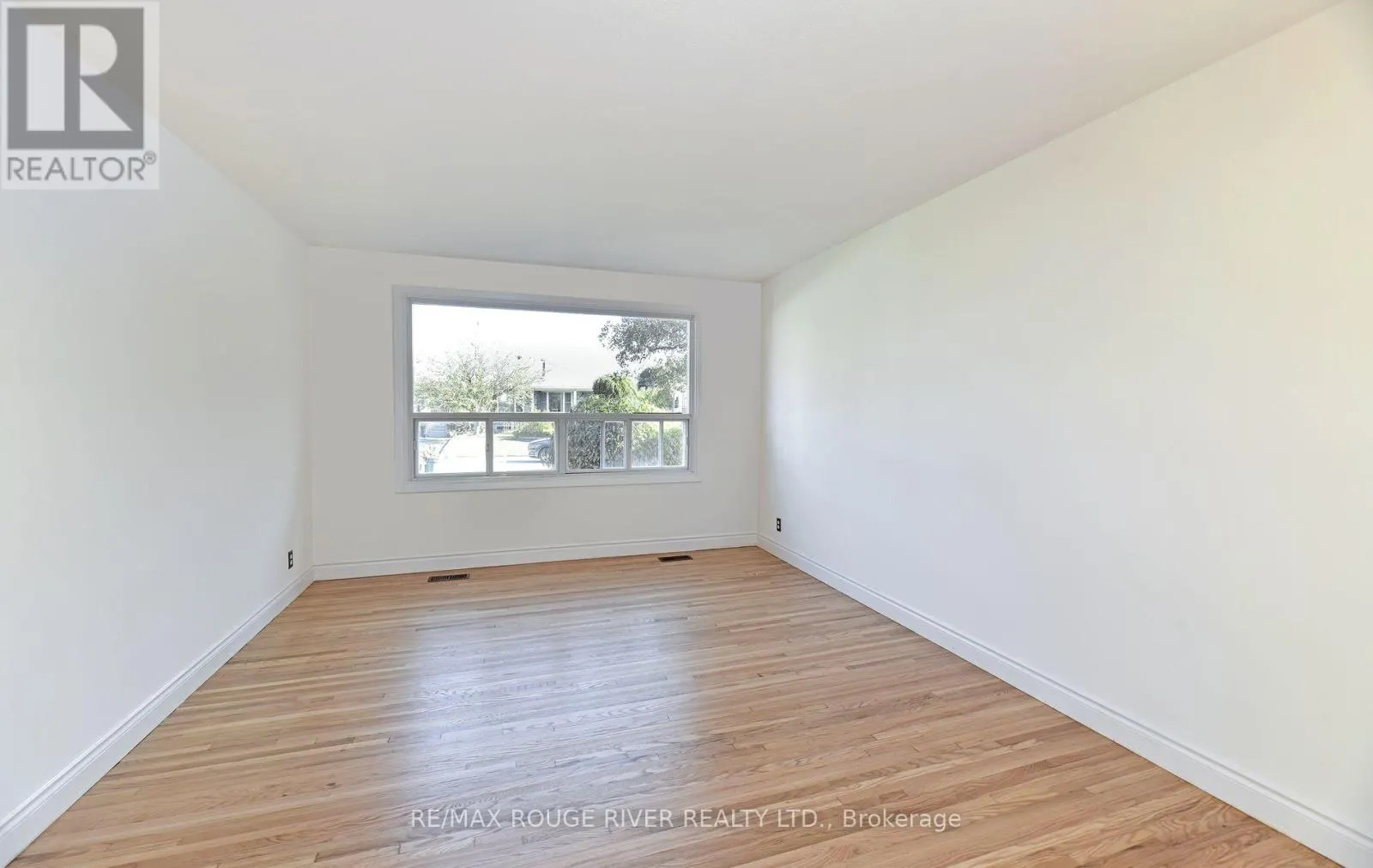 710 KINGFISHER DRIVE