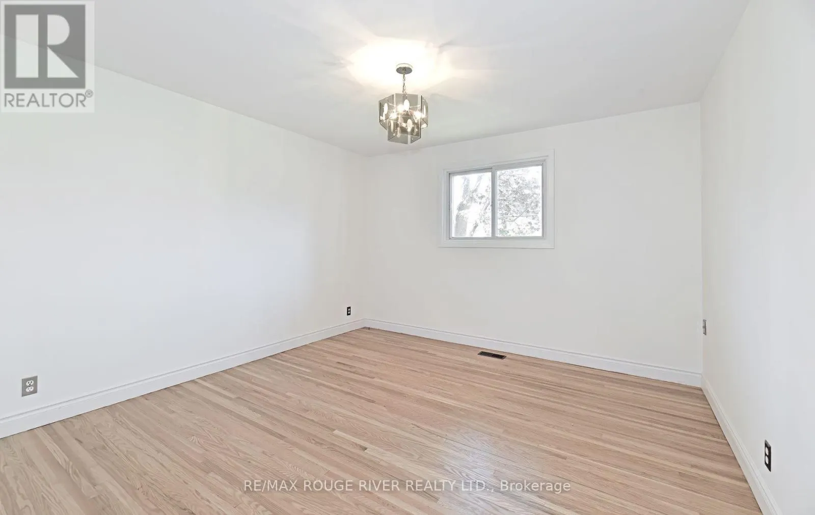 710 KINGFISHER DRIVE