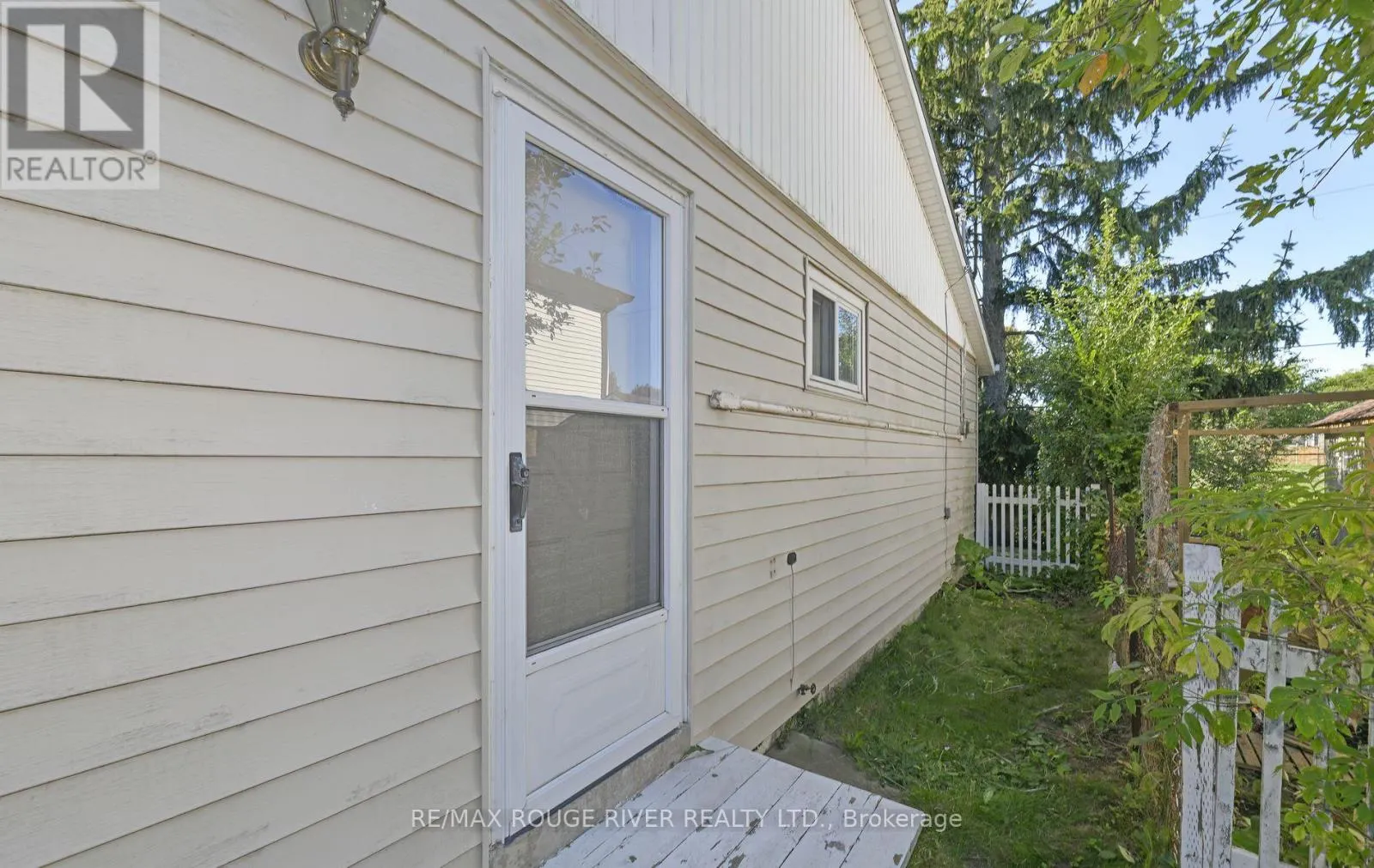 710 KINGFISHER DRIVE