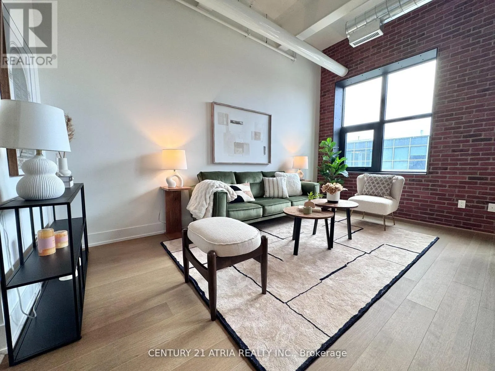 505 - 150 LOGAN AVENUE