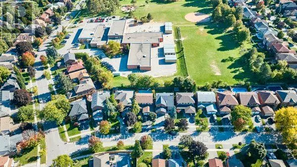 783 PEBBLE COURT