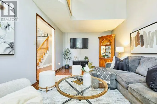 783 PEBBLE COURT