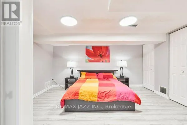 783 PEBBLE COURT