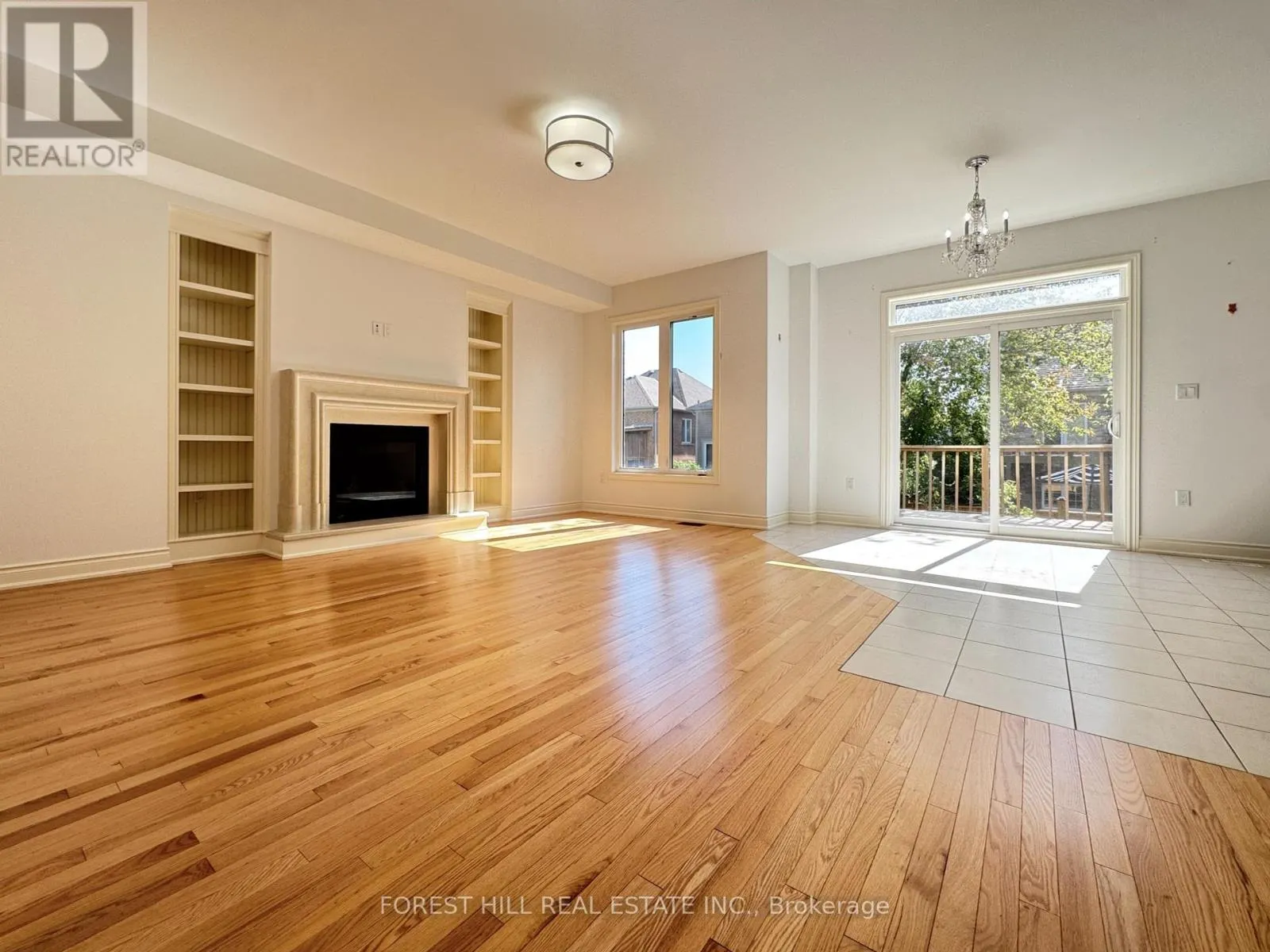 9 SAVANNA COURT