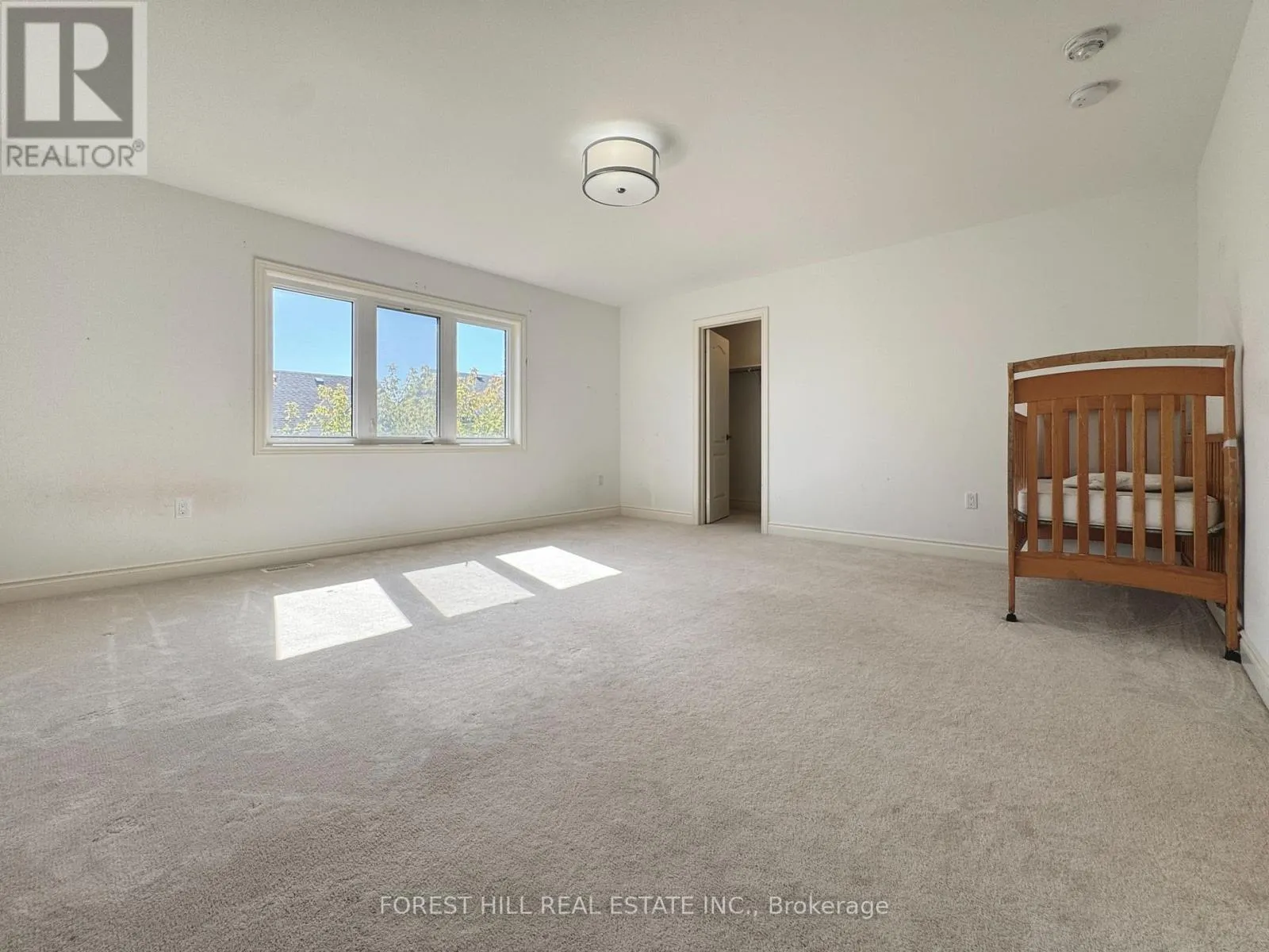 9 SAVANNA COURT