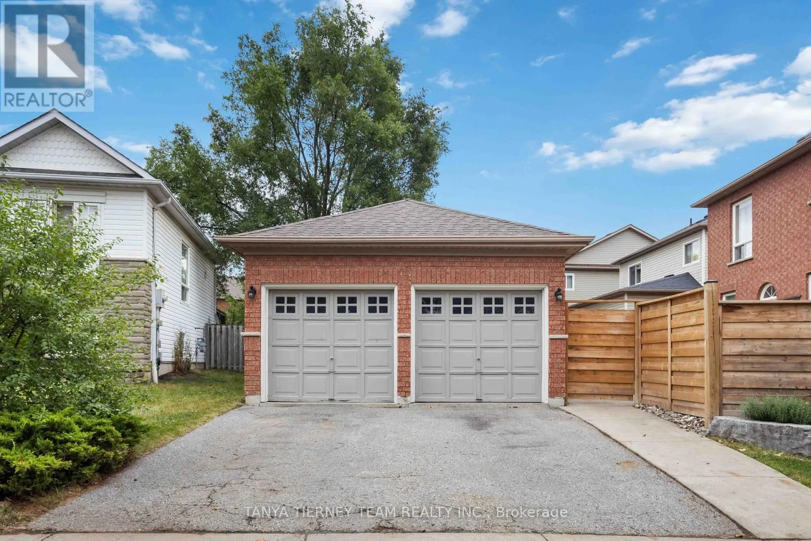 14 AMANDA AVENUE