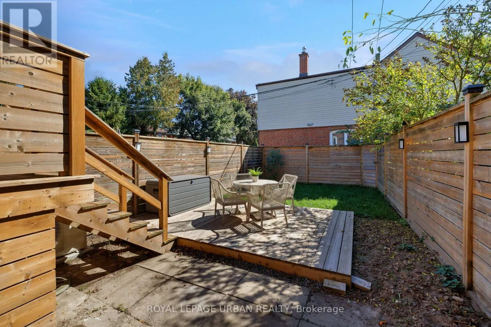 447 MORTIMER AVENUE