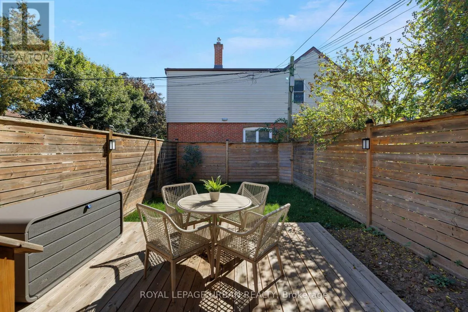 447 MORTIMER AVENUE