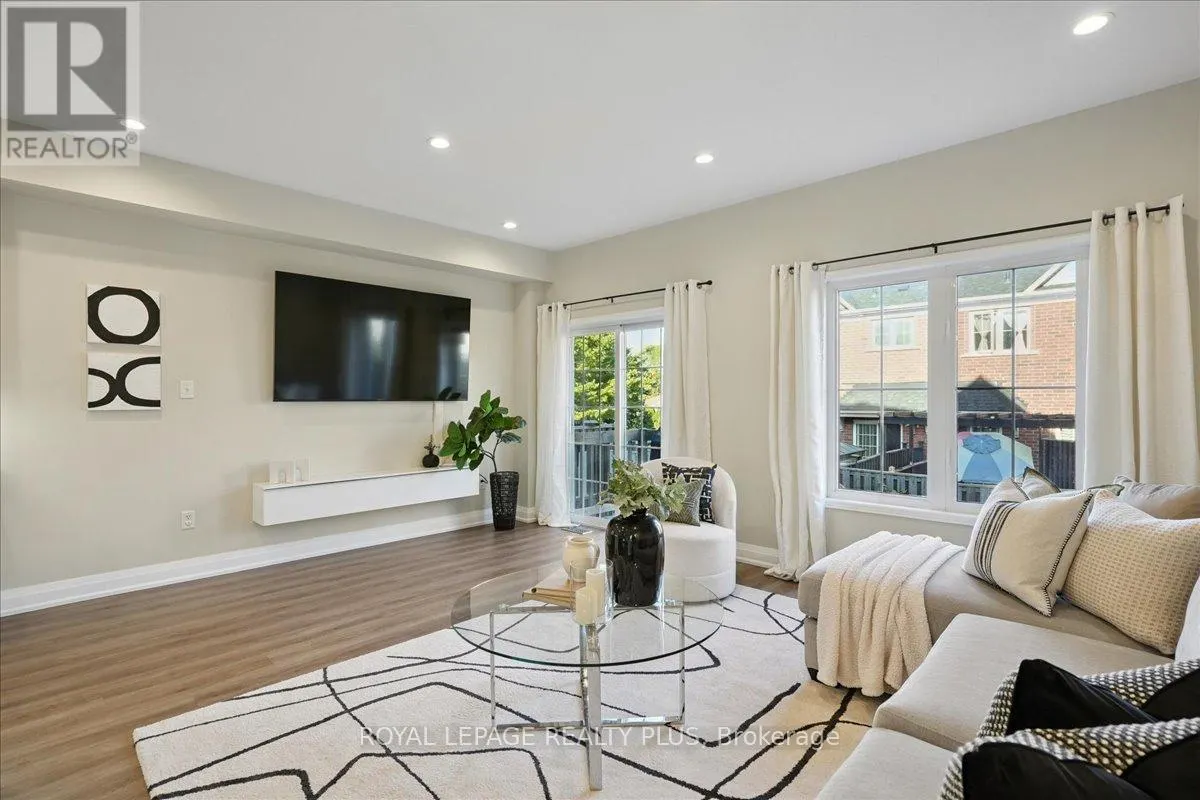 28 ALDONSCHOOL COURT
