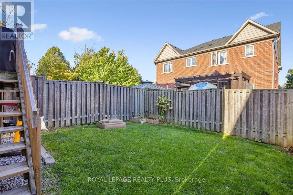 28 ALDONSCHOOL COURT