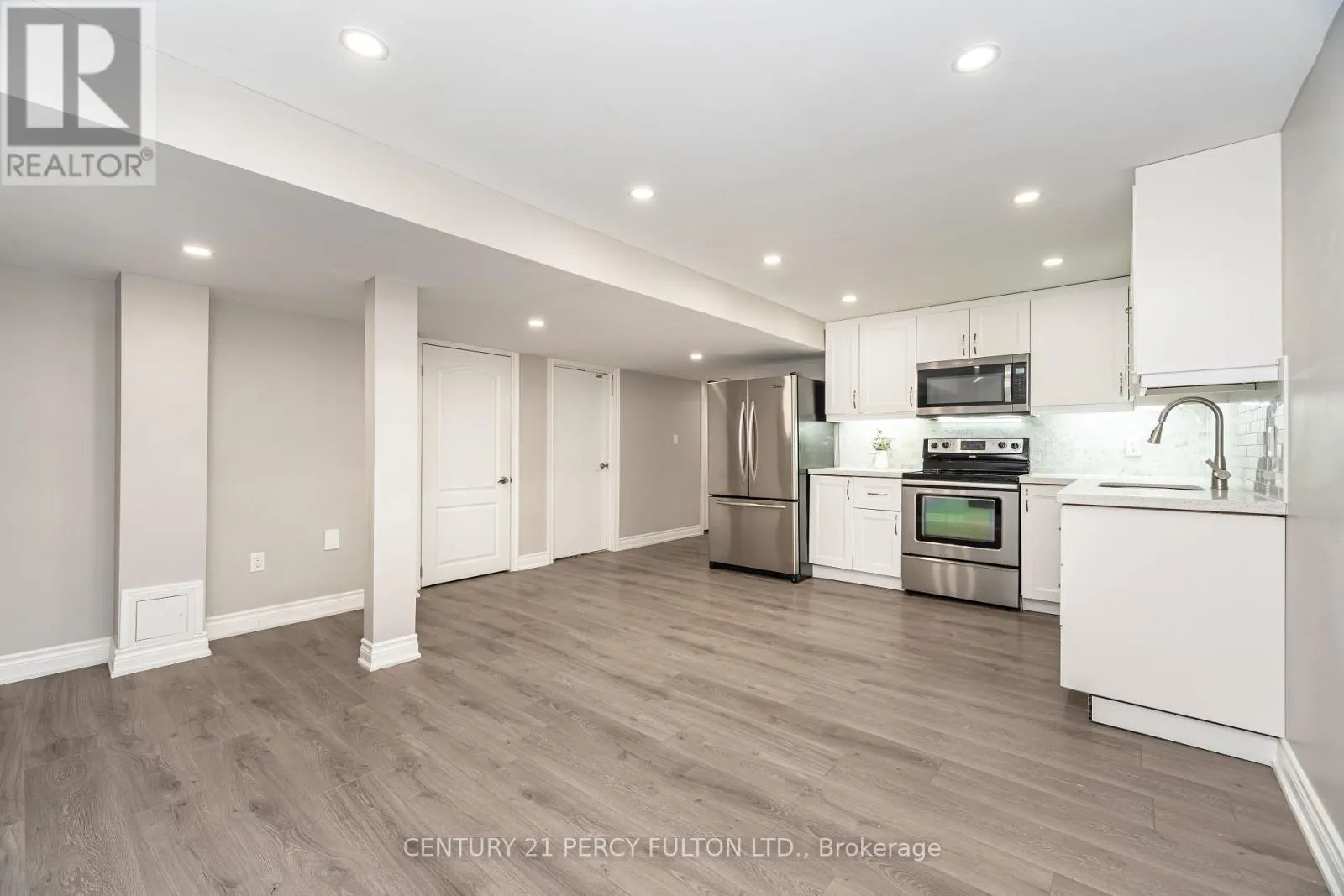 35 GOODHART CRESCENT