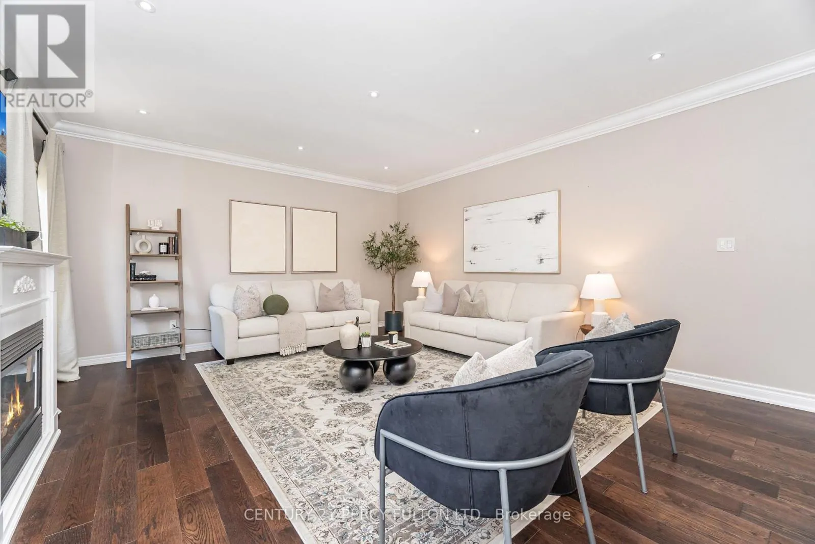 35 GOODHART CRESCENT