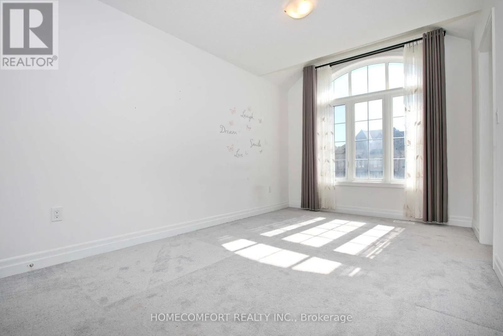 14 ST IVES CRESCENT